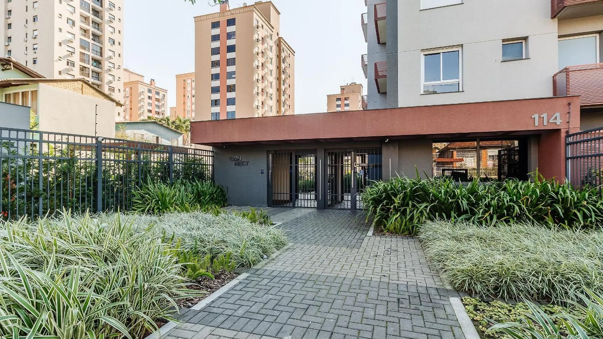 Estudio Em Predio C/ Piscina Con1206 Brazil